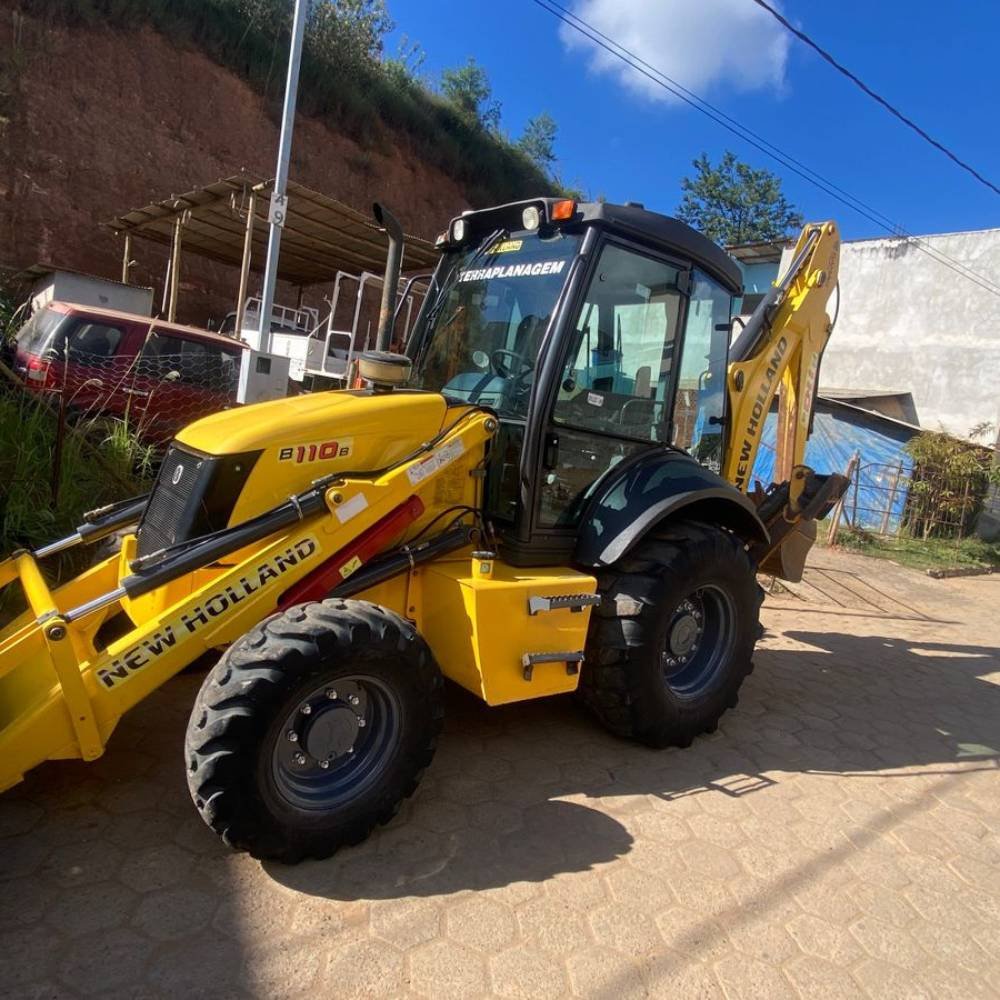 Retroescavadeira à Venda – Excelente Oportunidade! - Imagem 3