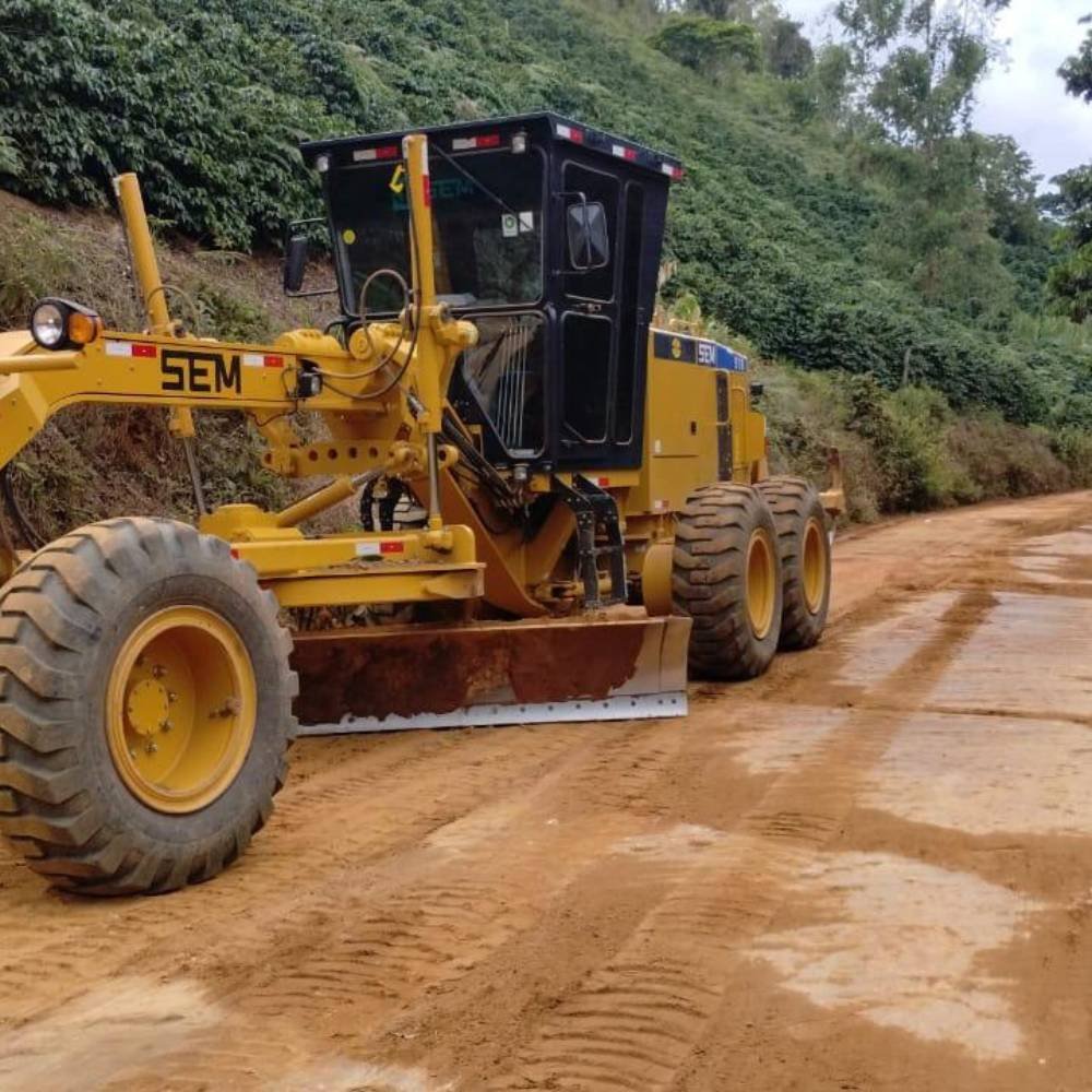 Motoniveladora à Venda - Oportunidade Imperdível! - Imagem 4