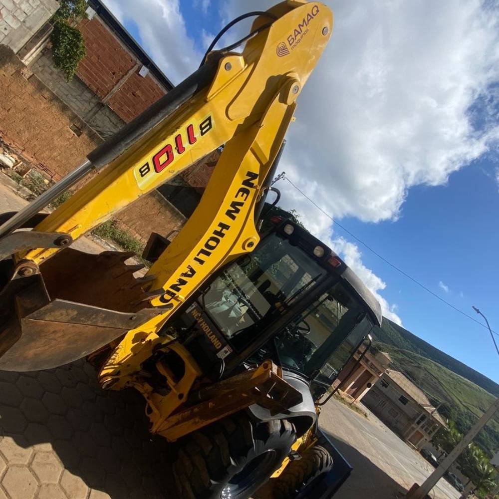 Retroescavadeira à Venda – Excelente Oportunidade! - Imagem 4