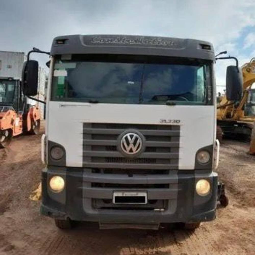 Lote com 10 Caminhões VW Constellation 31.330 6x4 – Caçamba Rocha - Imagem 4