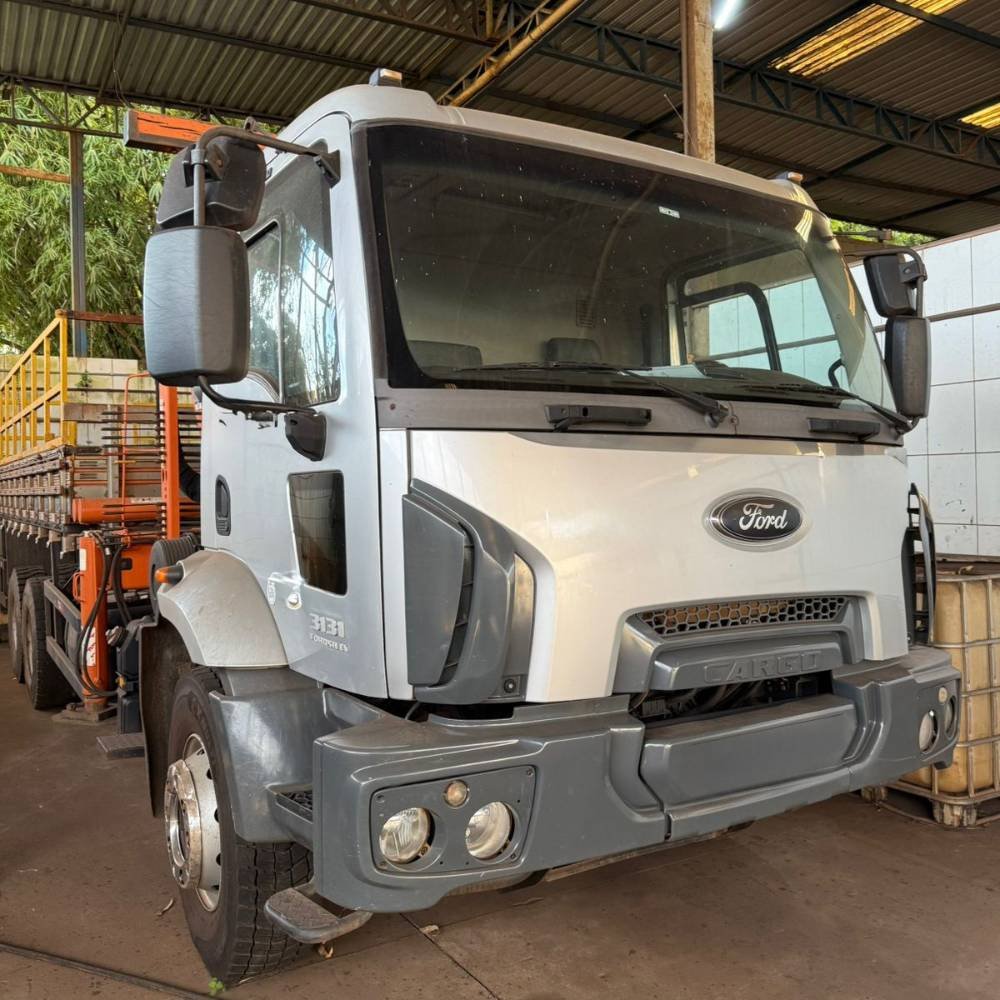 À Venda: 2 Unidades de Caminhão Ford Cargo 3131 6x4 com Munck - Imagem 7