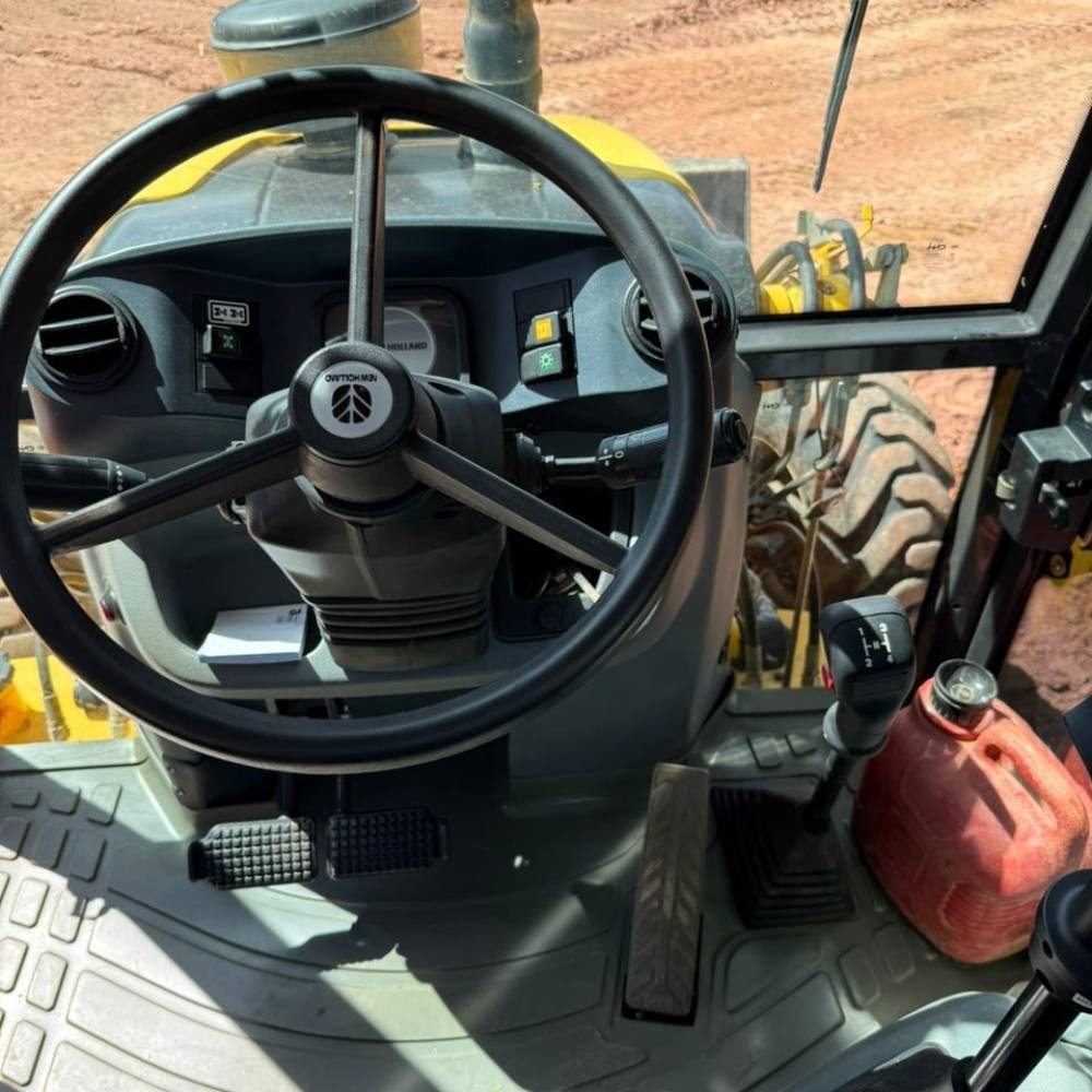 Retroescavadeira à Venda – Excelente Oportunidade! - Imagem 8