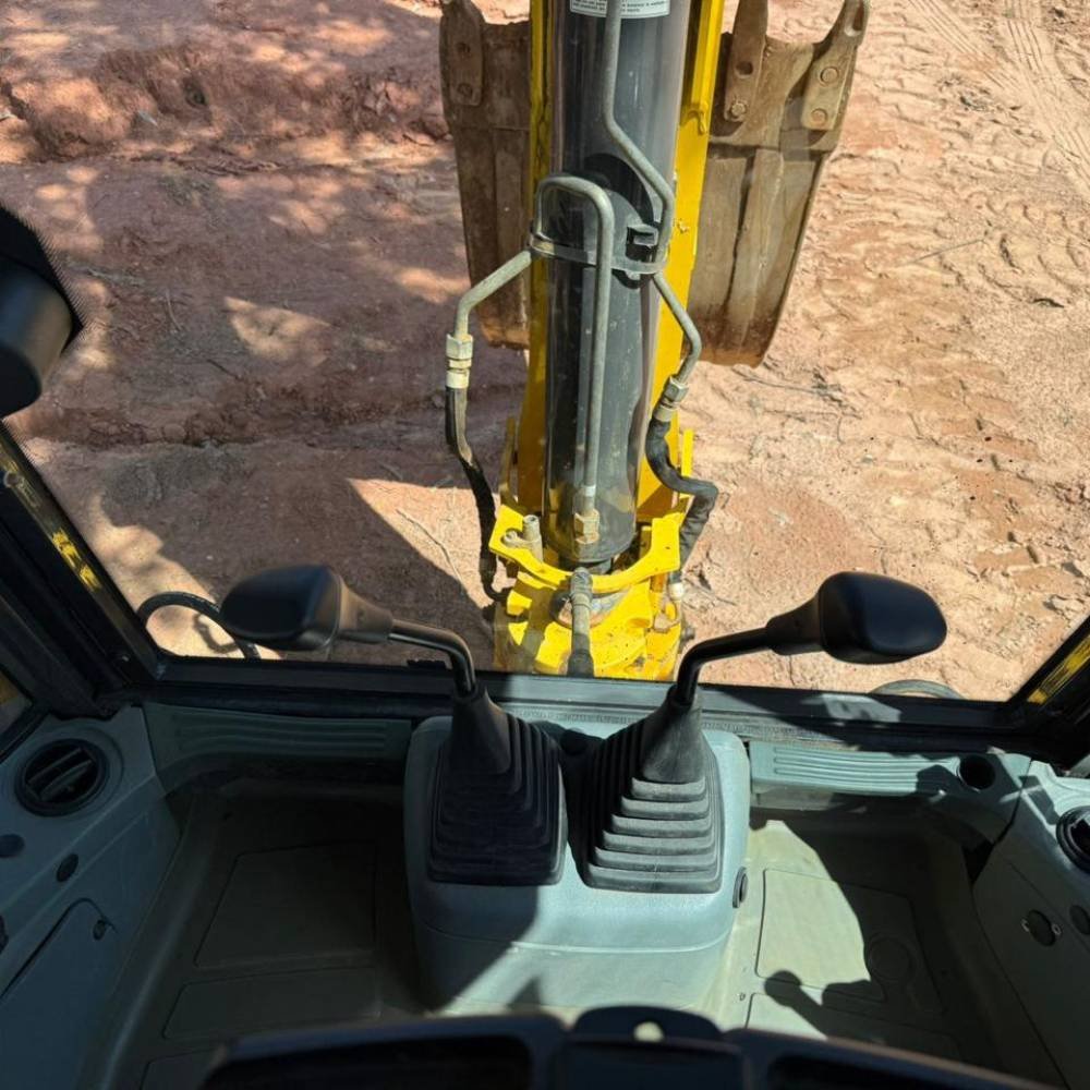 Retroescavadeira à Venda – Excelente Oportunidade! - Imagem 9