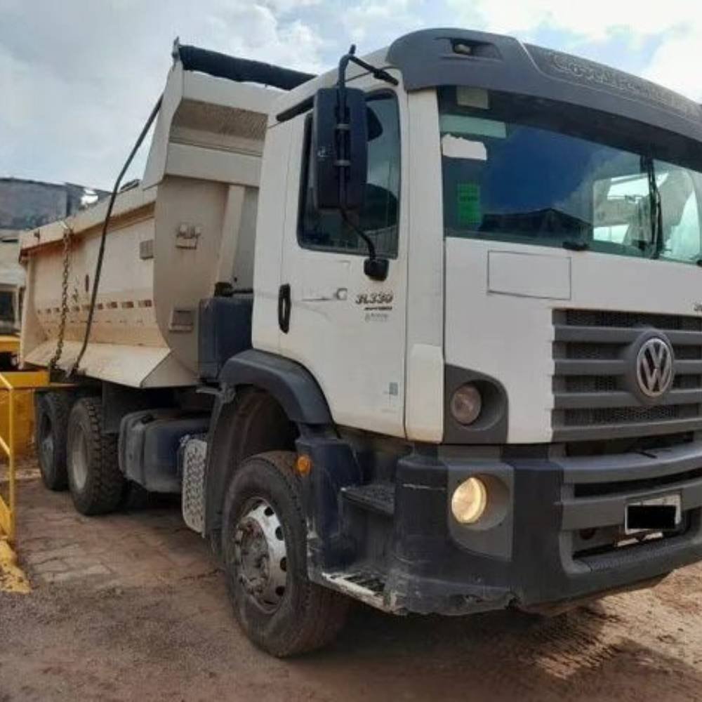 Lote com 10 Caminhões VW Constellation 31.330 6x4 – Caçamba Rocha - Imagem 10