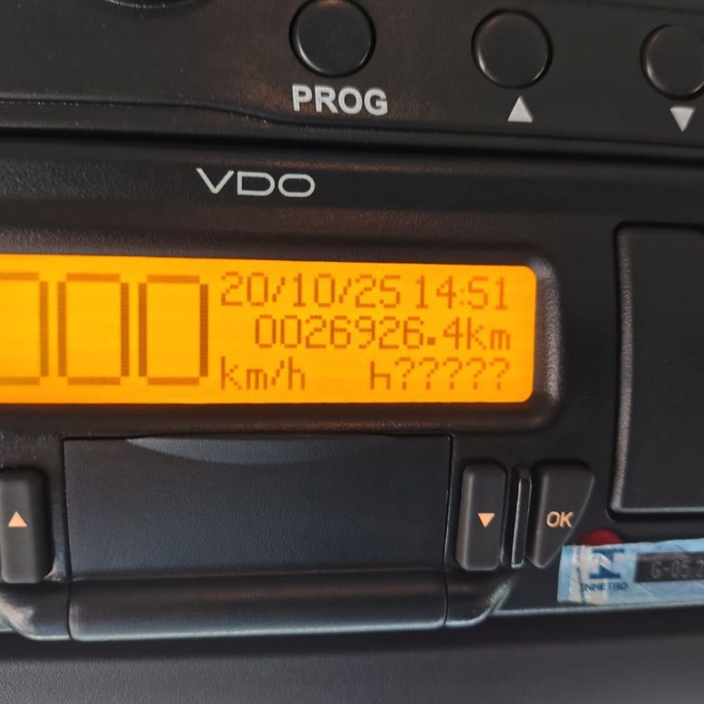 CAMINHÃO MERCEDES-BENZ AROCS 3351 6x4 – BASCULANTE ROSSETTI 16m³ - Imagem 9